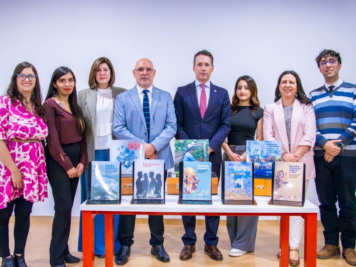 LA LECTURA: HERRAMIENTA PARA EL CONOCIMIENTO Y DESARROLLO EN ECUADOR