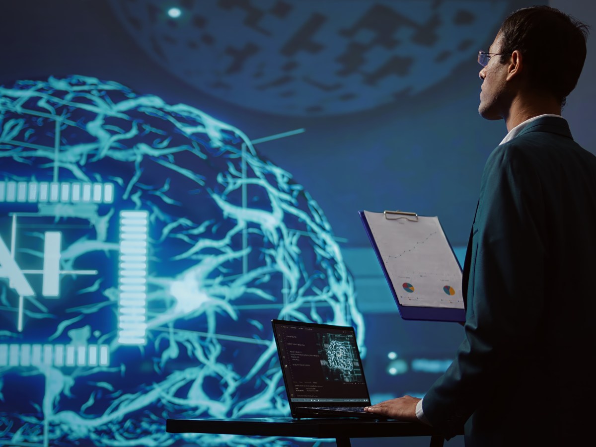 A medida que crece la adopción de la IA, la infraestructura crítica debe escalar para mantenerse al día