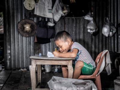 LA POBREZA EN ECUADOR ES UNA CRISIS DE ACCESO A EDUCACIÓN, SALUD Y TRABAJO DIGNO