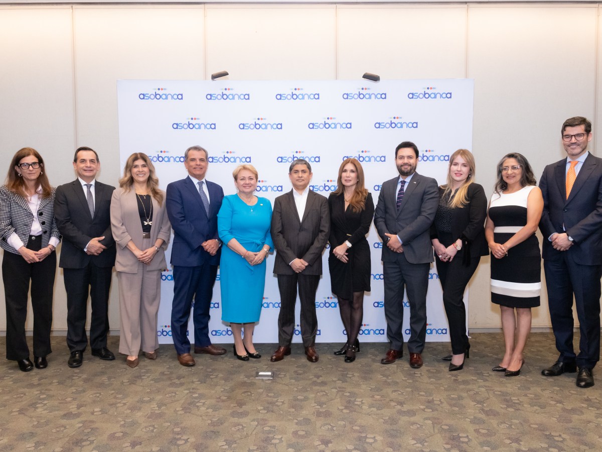 Banco del Austro apuesta por un Ecuador más verde junto a La Sociedad de la Siembra