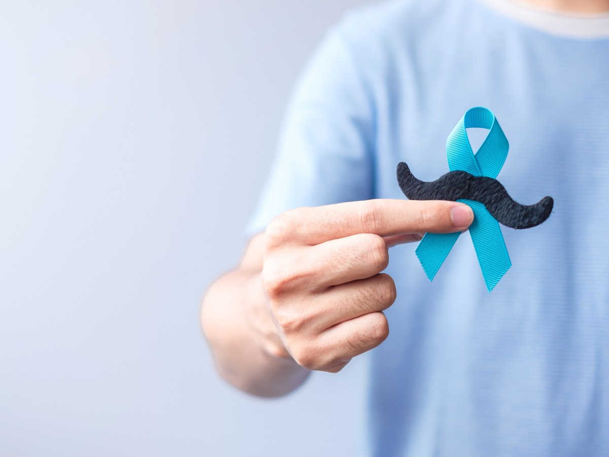 Romper tabúes para salvar vidas: más de 3.000 ecuatorianos son diagnosticados cada año con cáncer de próstata