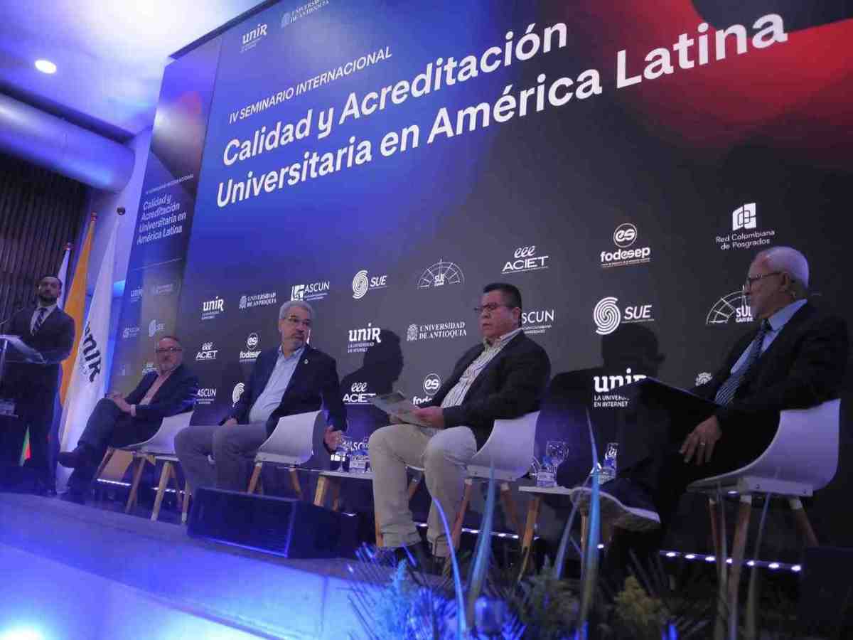 La IA acelera la transformación universitaria y expande los estándares de calidad, destaca un foro internacional iberoamericano