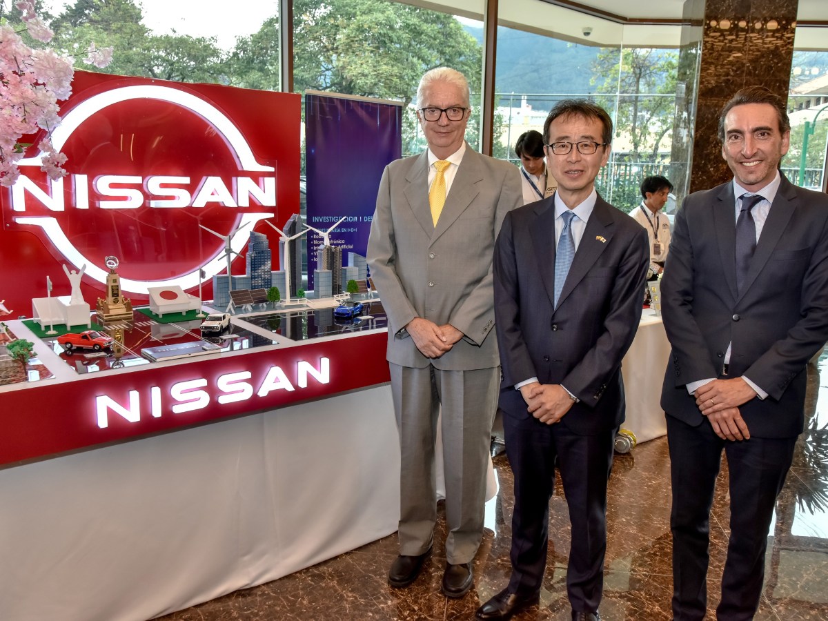 Nissan se suma al impulso de las relaciones comerciales entre Ecuador y Japón