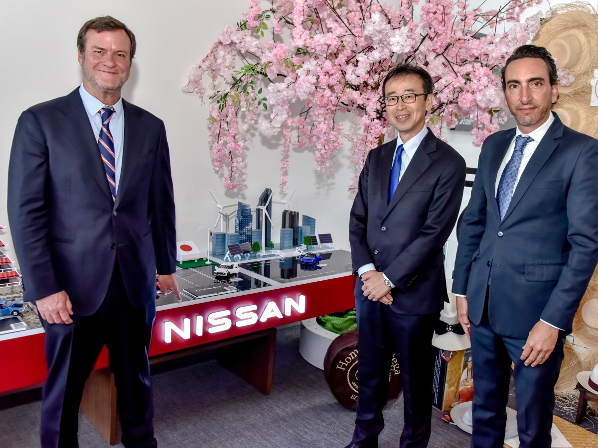 Nissan recibe la visita del Embajador de Japón en Ecuador