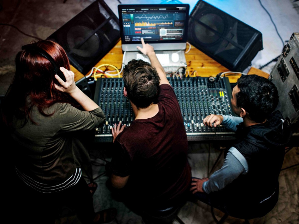 De la inspiración al algoritmo: cómo la IA está cambiando la forma en que se crea música