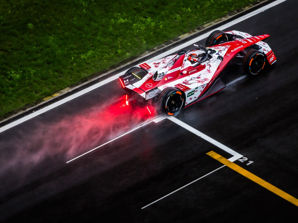 El equipo Nissan de Fórmula E suma puntos en un desafiante fin de semana en Shanghái.
