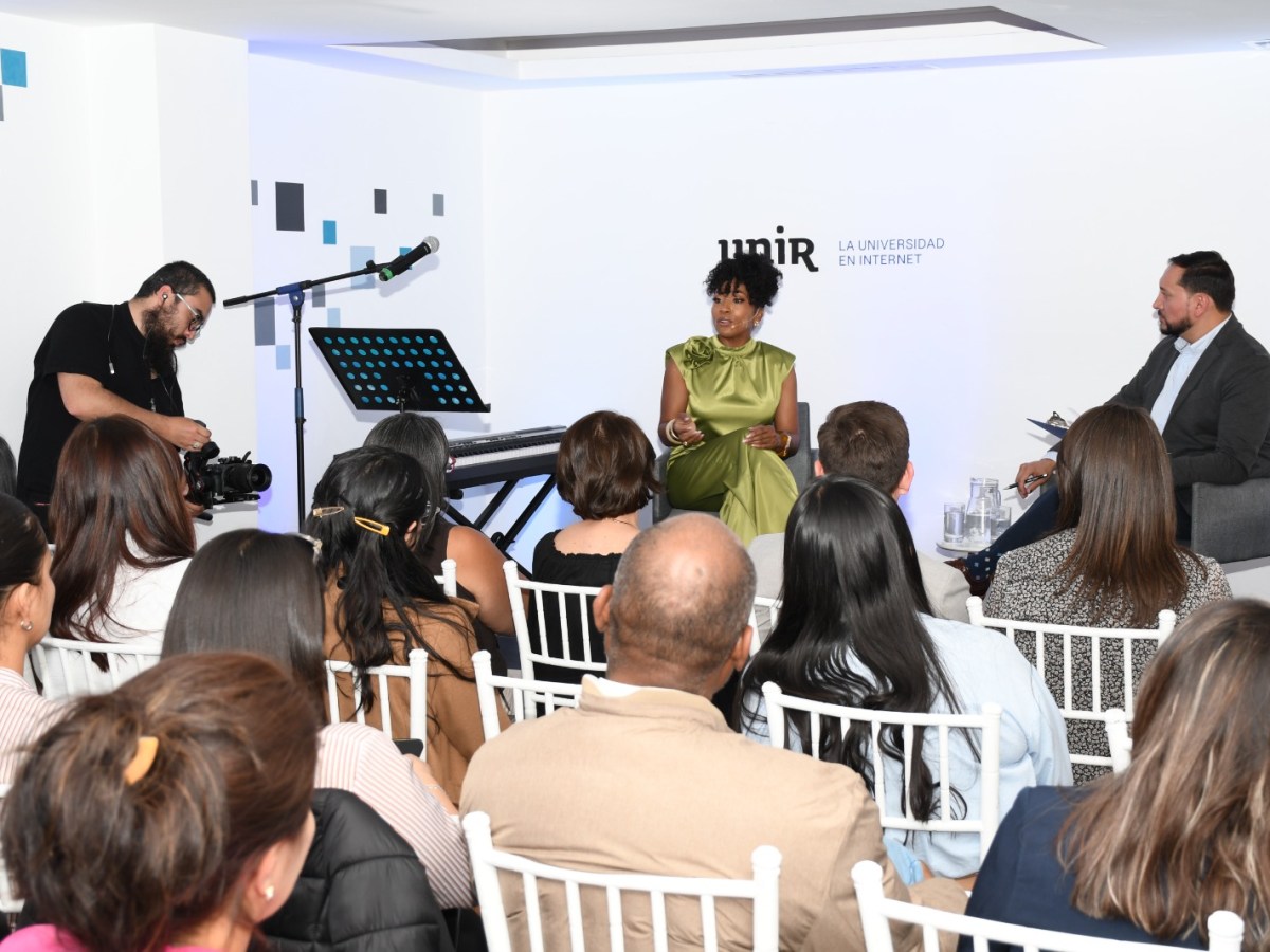 UNIR rinde homenaje al Mes de las Artes e impulsa la educación superior en Ecuador
